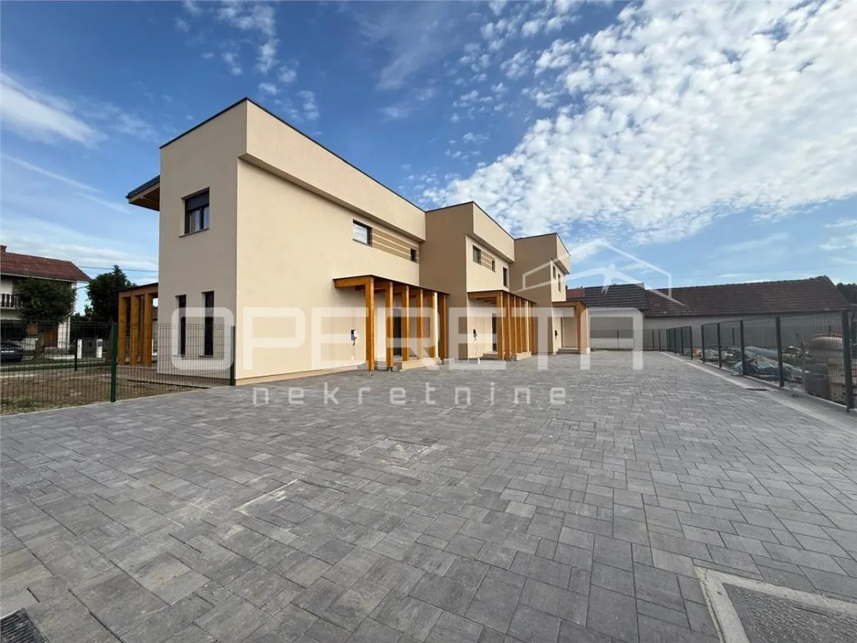Villa Adosada de Baja Energía en Venta en Prelog, Croacia - foto 2