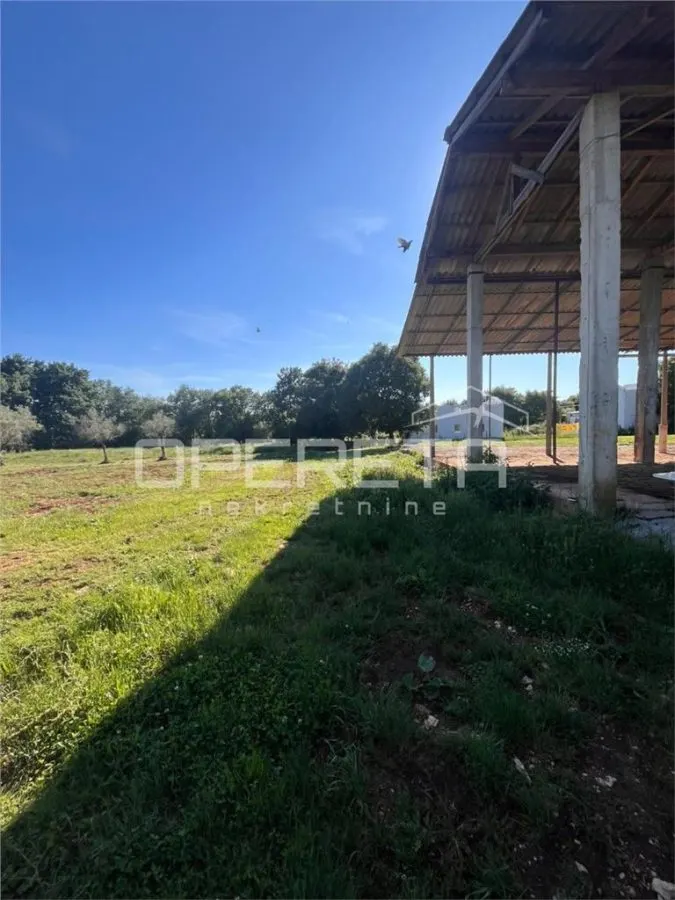 Villa for Sale in Brtonigla, Croatia - foto 16