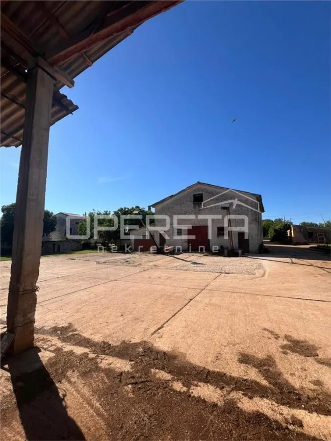 Villa for Sale in Brtonigla, Croatia - foto 18
