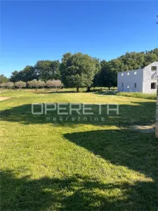 Villa for Sale in Brtonigla, Croatia - foto 19