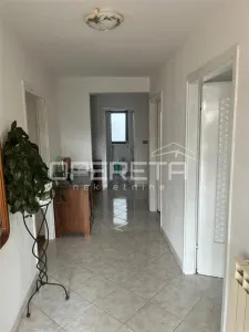 Villa for Sale in Brtonigla, Croatia - foto 7