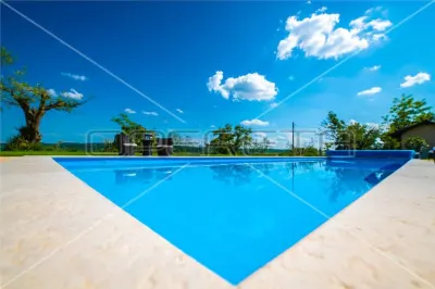 Villa de Lujo en Venta en Groznjan, Croacia - foto 4