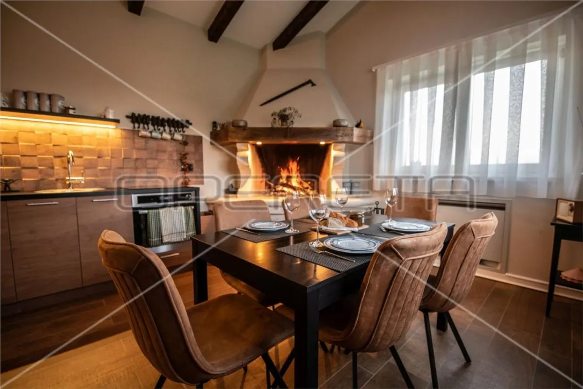 Villa de Lujo en Venta en Groznjan, Croacia - foto 10