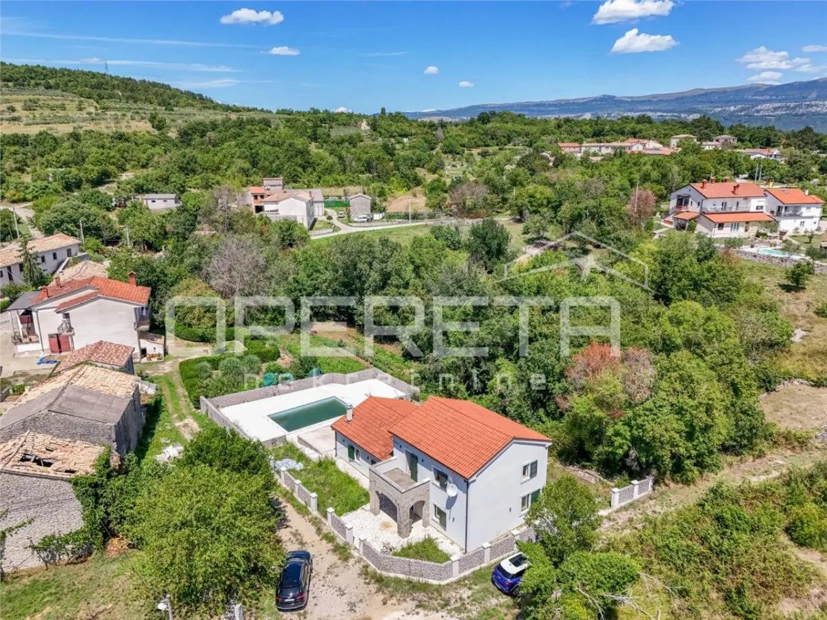 Casa vila de vanzare in Croatia, Buzet - foto 3
