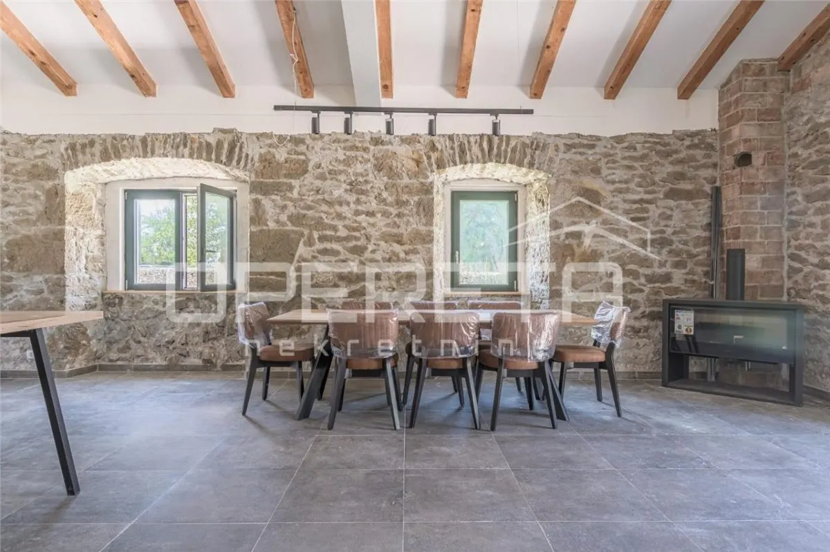 Casa vila de vanzare in Croatia, Buzet - foto 9