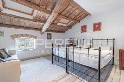 Stone Villa with Courtyard for Sale in Porec, Croatia - foto 15