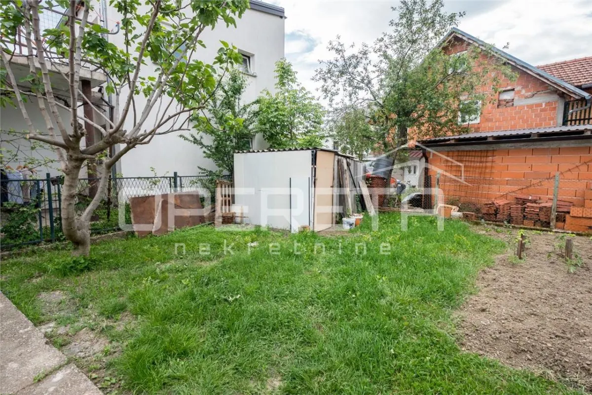 House for Sale in Zagreb, Donja Dubrava, Croatia - foto 12