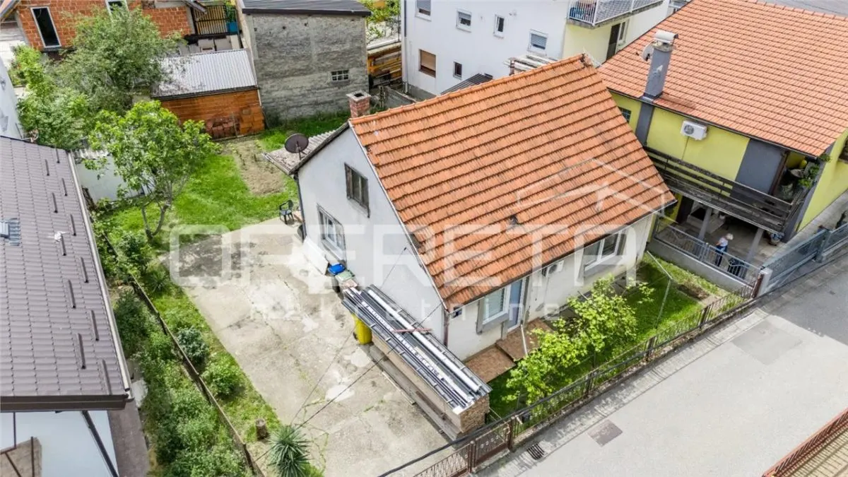 House for Sale in Zagreb, Donja Dubrava, Croatia - foto 14