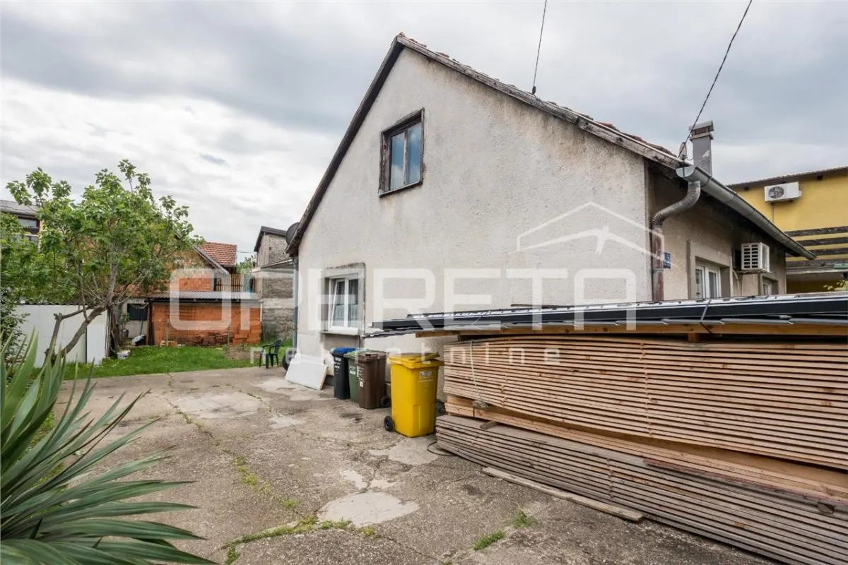 House for Sale in Zagreb, Donja Dubrava, Croatia - foto 15