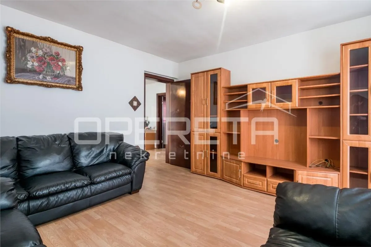House for Sale in Zagreb, Donja Dubrava, Croatia - foto 4
