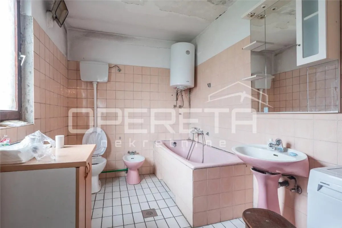 House for Sale in Zagreb, Donja Dubrava, Croatia - foto 7