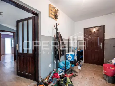 House for Sale in Zagreb, Donja Dubrava, Croatia - foto 9