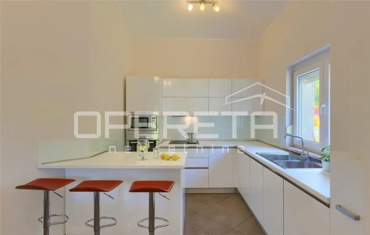Casa vila de vanzare in Croatia, Sveta Nedelja - foto 5