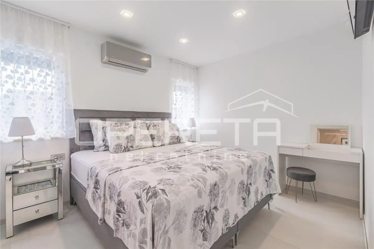 Casa vila de vanzare in Croatia, Malinska - foto 14