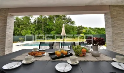 Villa for Sale in Croatia, Trget - foto 3