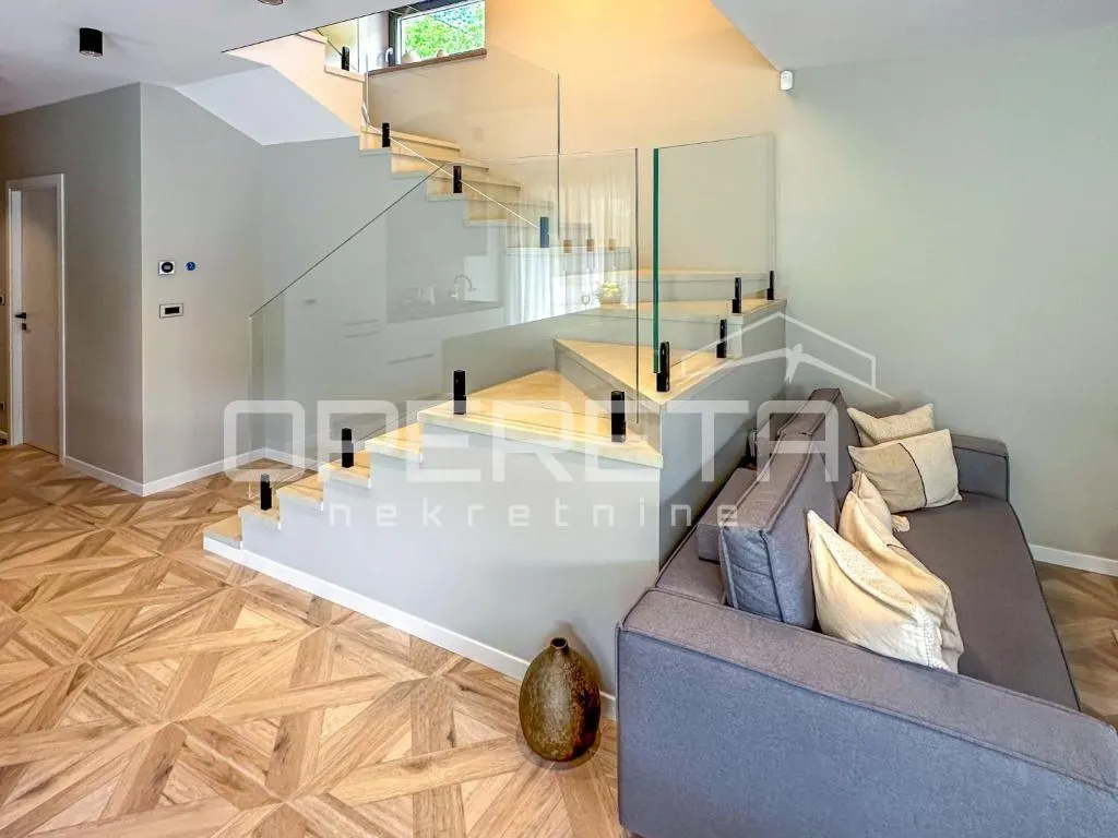 Casa vila de vanzare in Croatia, Mošcenicka Draga - foto 5
