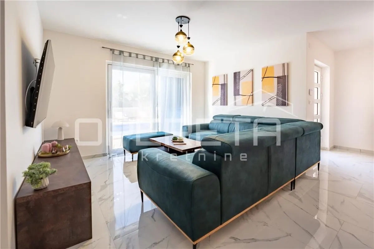 Casa vila de vanzare in Croatia, Malinska - foto 4