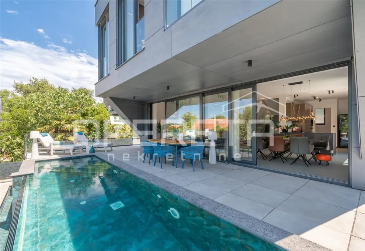 Casa vila de vanzare in Croatia, Njivice - foto 1