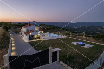 Casa vila de vanzare in Croatia, Buzet - foto 2