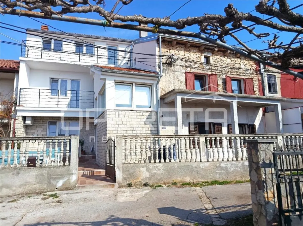 Renovated Villa for Sale in Svetvincenat, Croatia - foto 1