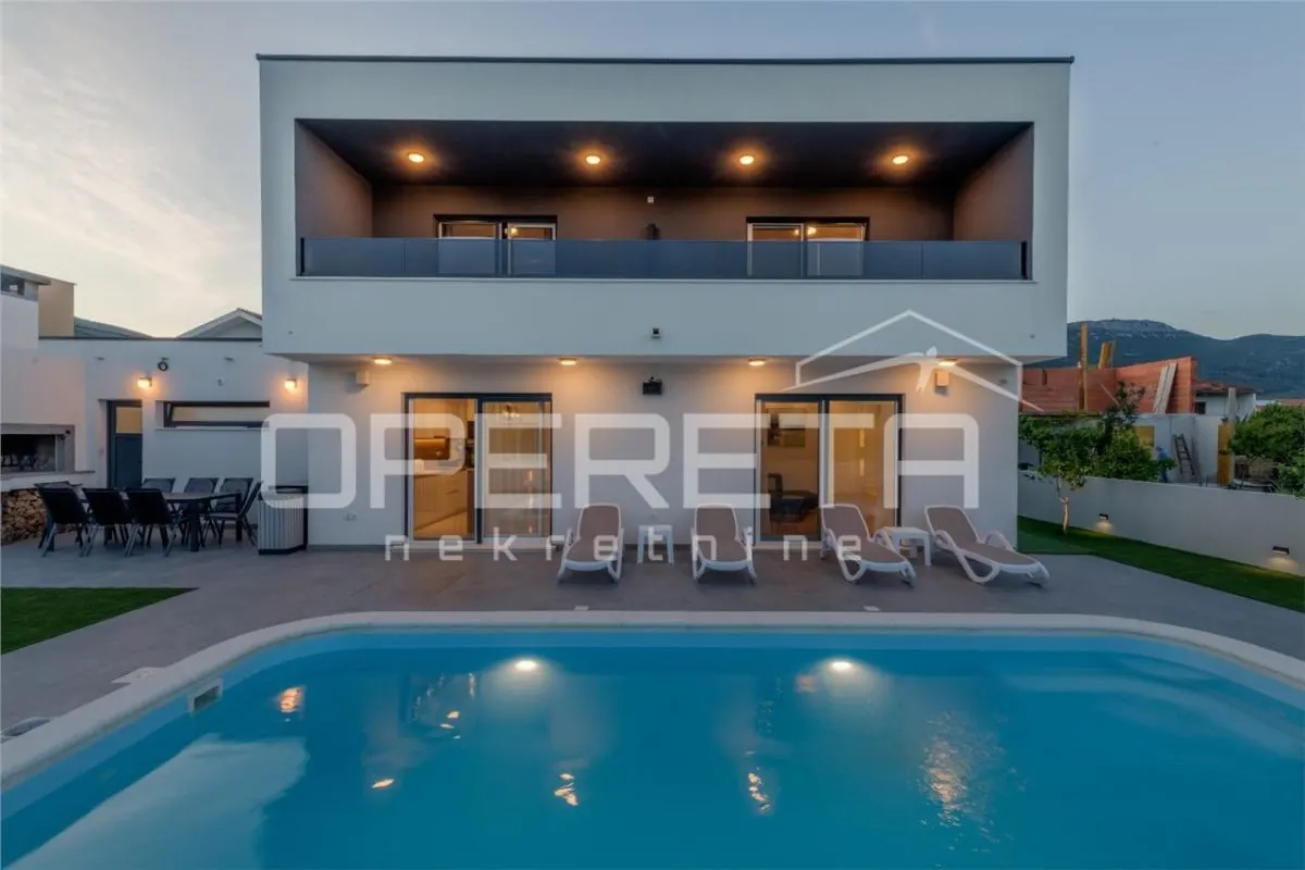 Casa vila de vanzare in Croatia, Kaštel Novi - foto 2
