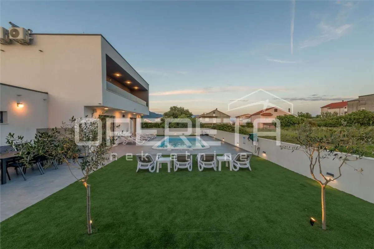 Casa vila de vanzare in Croatia, Kaštel Novi - foto 6