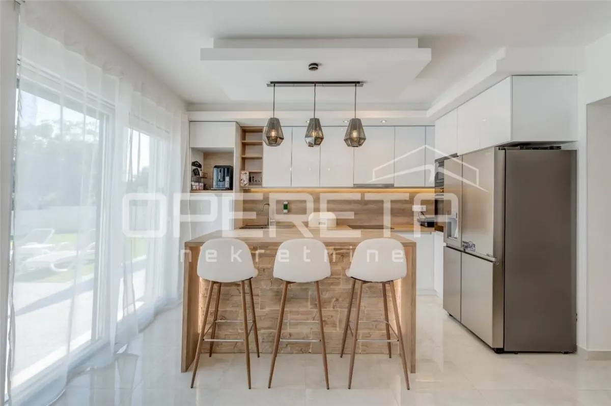 Casa vila de vanzare in Croatia, Kaštel Novi - foto 8