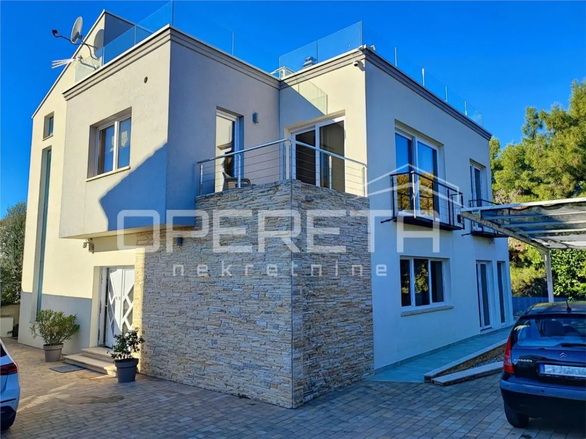 Modern Villa for Sale in Zadar, Croatia – Borik - foto 1