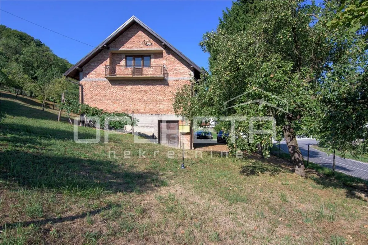 Villa for Sale in Tuhelj, Croatia – 180 m² on 14,109 m² Plot - foto 2