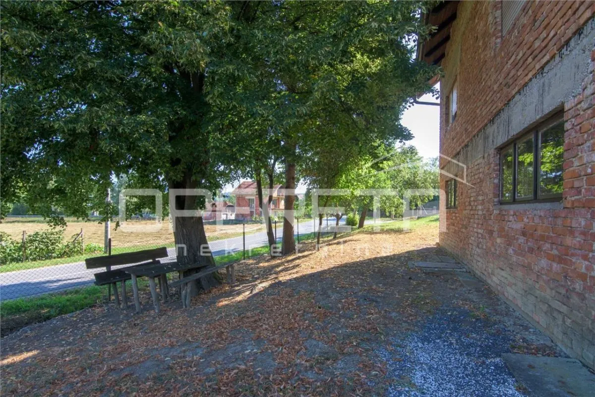 Villa for Sale in Tuhelj, Croatia – 180 m² on 14,109 m² Plot - foto 14