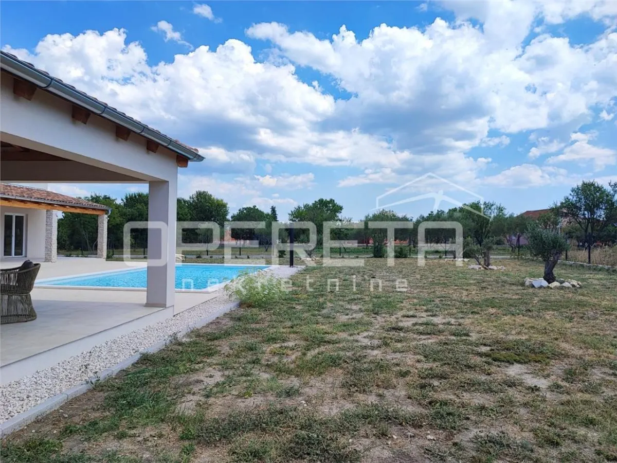 Casa vila de vanzare in Croatia, Zemunik Donji - foto 4