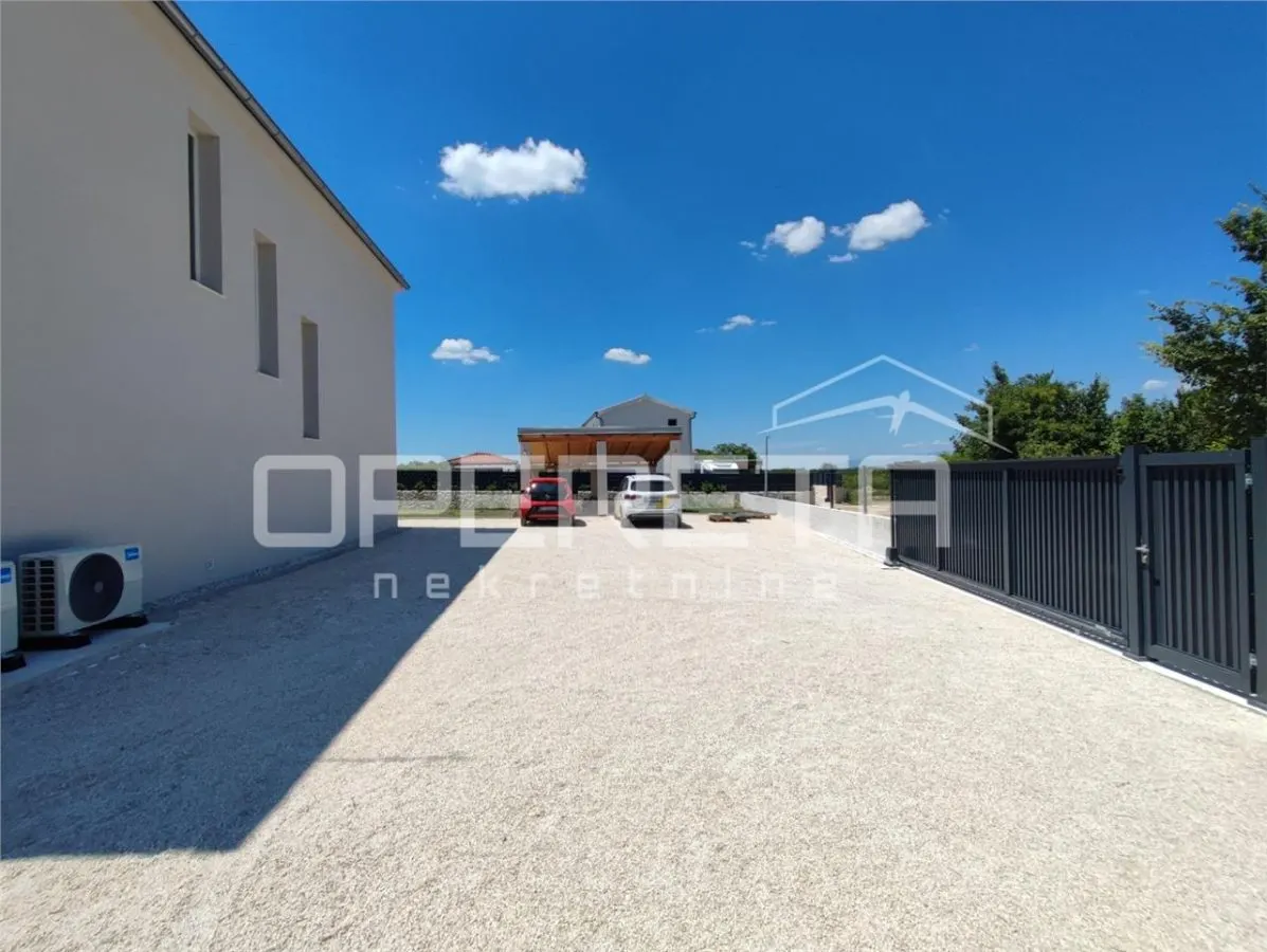 Casa vila de vanzare in Croatia, Zemunik Donji - foto 7