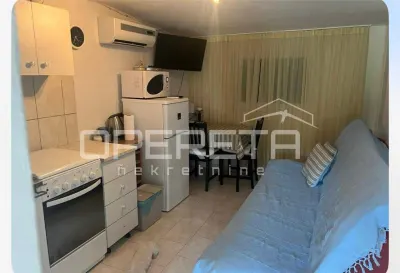 Semi-Detached House with 2 Apartments for Sale in Ninske Vodice, Croatia - foto 14