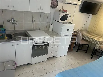 Semi-Detached House with 2 Apartments for Sale in Ninske Vodice, Croatia - foto 15