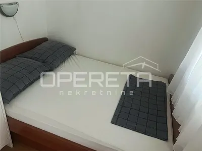 Semi-Detached House with 2 Apartments for Sale in Ninske Vodice, Croatia - foto 19