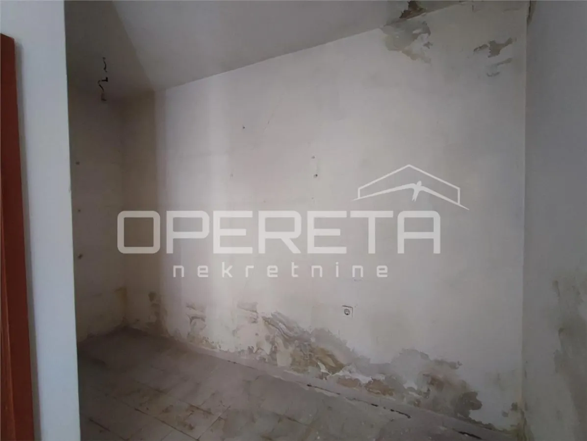 Villa with Two Apartments and Auxiliary Building for Sale in Zadar, Croatia - foto 13