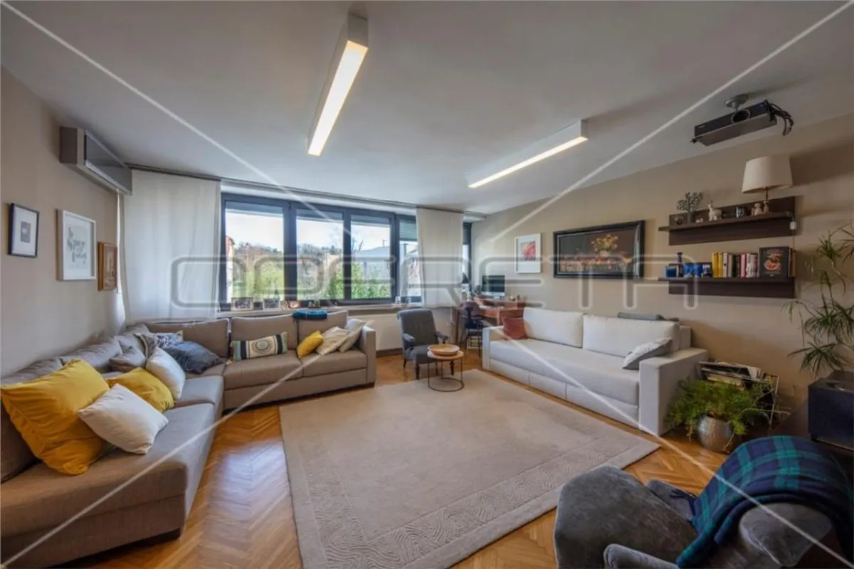 Casa vila de vanzare in Croatia, Zagreb - foto 1