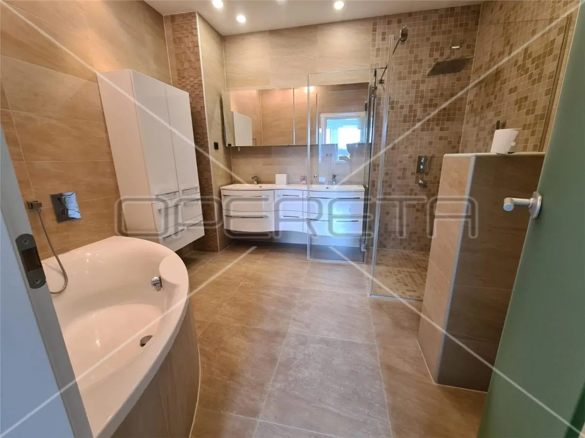 Casa vila de vanzare in Croatia, Zagreb - foto 17