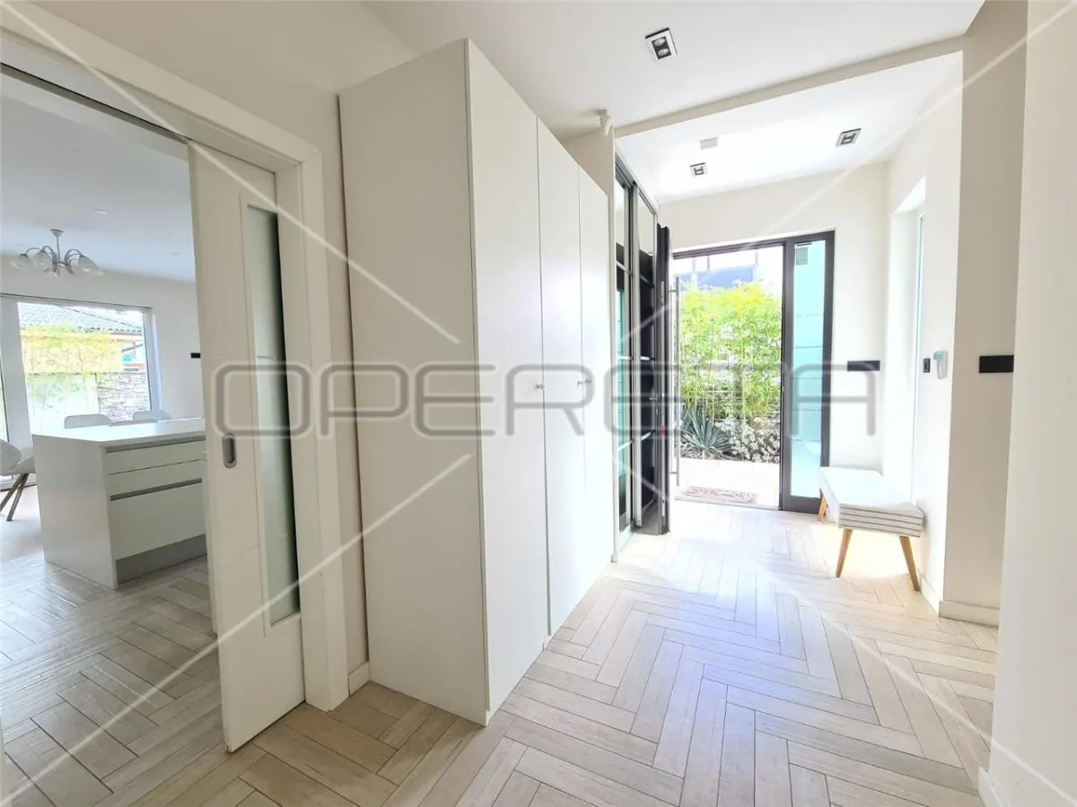 Casa vila de vanzare in Croatia, Zagreb - foto 4