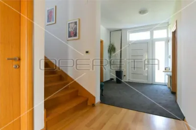 Casa vila de vanzare in Croatia, Zagreb - foto 7