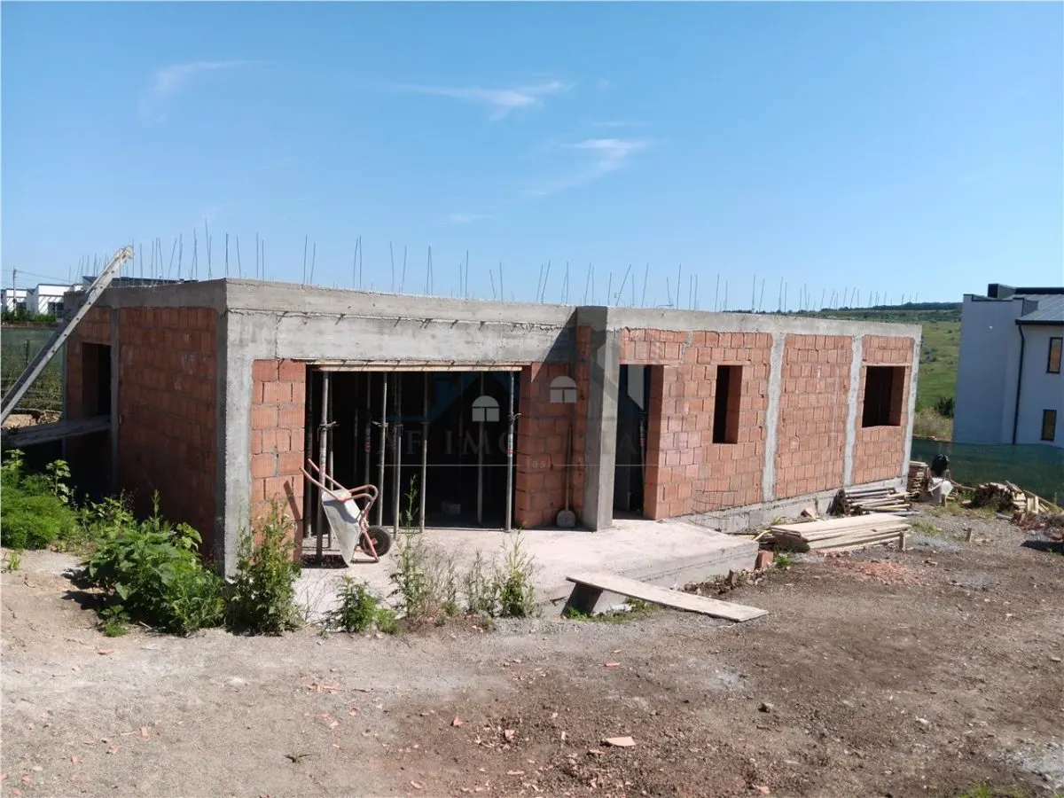 Valea Lupului CASA PARTER 4cam sc=115mp TEREN 380mp toate utilitatile - foto 4
