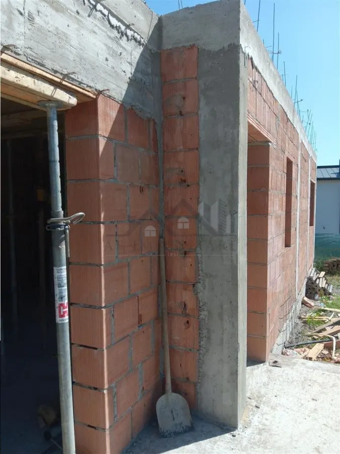 Valea Lupului CASA PARTER 4cam sc=115mp TEREN 380mp toate utilitatile - foto 10