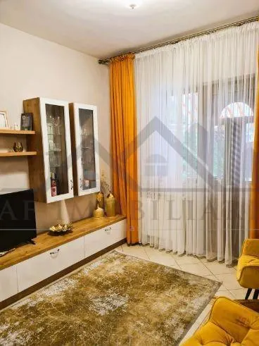 Tatarasi str. Stejar Vila Lux 200mp anul 2010 teren 426mp - foto 12