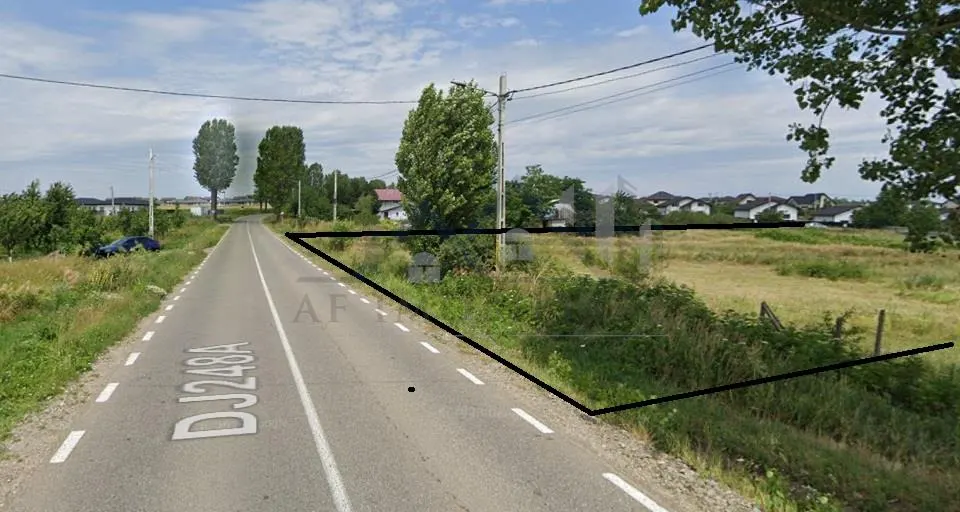 Vorovesti TEREN 10000mp intravilan la soseaua pricipala cu utilitati - foto 4