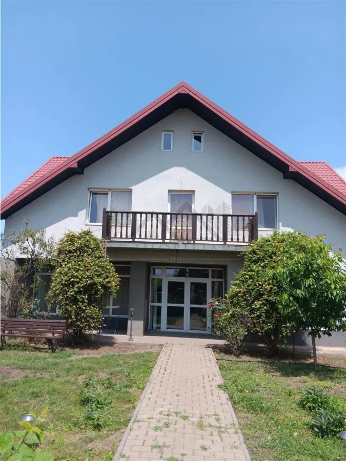 Valea Lupului Vila LUX S+P+E+M su-320mp teren 700mp str Victoriei planul 2 - foto 2