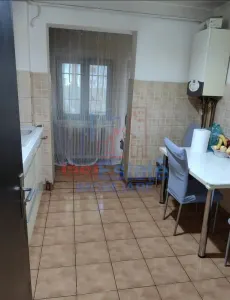 Apartament 3 camere Podu de Piatra - foto 4