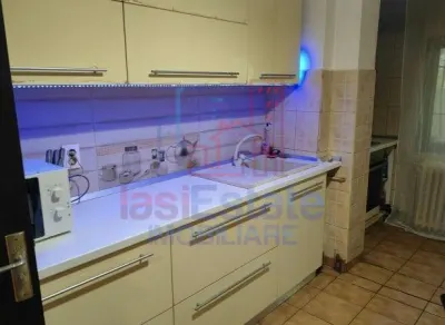 Apartament 3 camere Podu de Piatra - foto 5