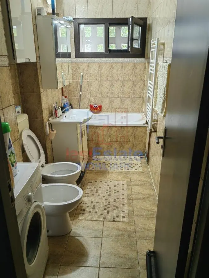 Apartament 3 camere Podu de Piatra - foto 6