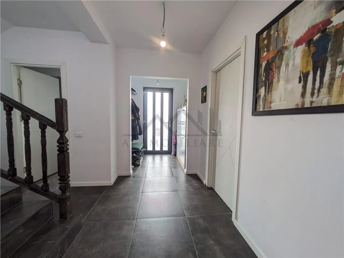 Casa noua, mobilata, 5 camere, teren 404 sau 1000 mp Chicerea - foto 9