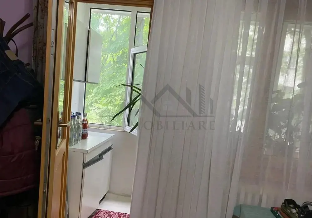 Apartament 3 camere zona Tatarasi - foto 8